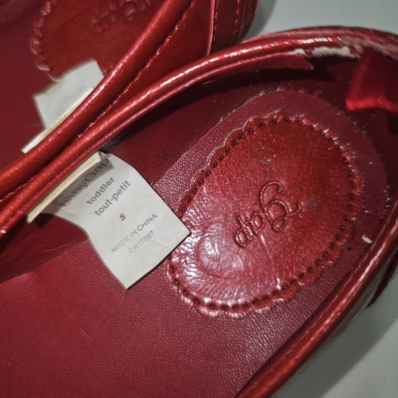 Gap Red shoes For Kids sizes 5 - Picture 2 of 6